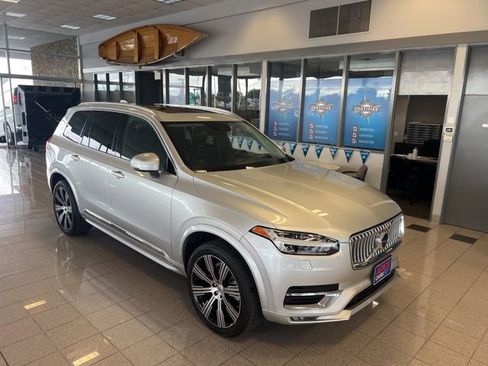 Used 2020 Volvo XC90 T6 Inscription image 2