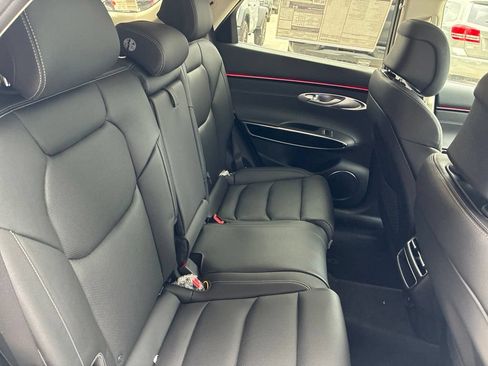 New 2026 Genesis GV70 2.5T AWD/4WD image 9