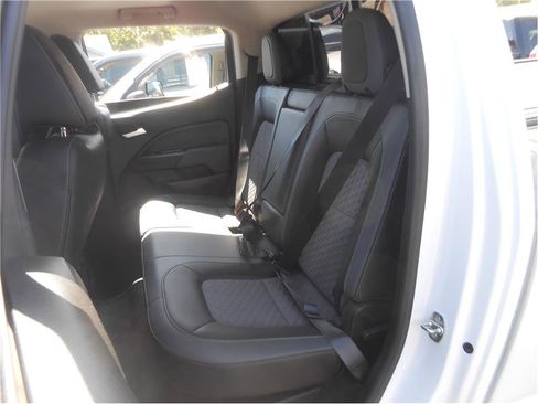 Used 2017 Chevrolet Colorado Z71 image 35