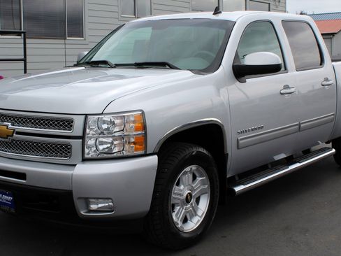 Used 2013 Chevrolet Silverado 1500 LTZ w/ LTZ Plus Package AWD/4WD image 2