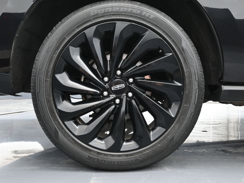 Used 2020 Lincoln Navigator Reserve w/ Equipment Group 208A Reserve image 18