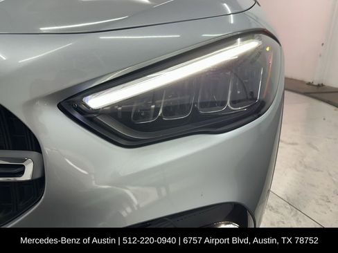 Used 2025 Mercedes-Benz GLA 250 image 32