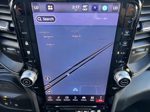 Used 2025 RAM 3500 Tradesman image 12