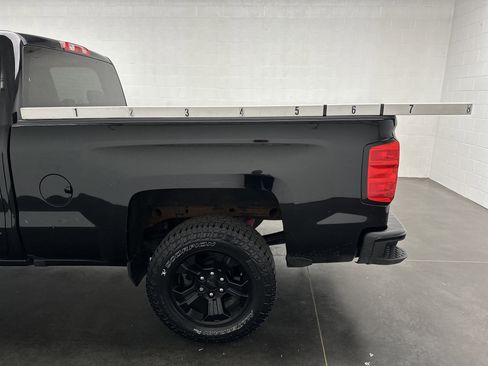 Used 2019 Chevrolet Silverado 1500 LT w/ All Star Edition image 6