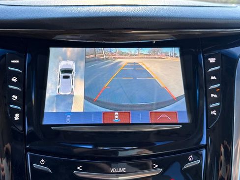 Used 2019 Cadillac Escalade Luxury image 24
