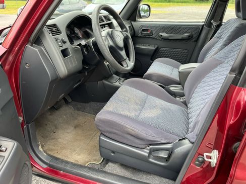 Used 1999 Toyota RAV4 4WD 4-Door image 10