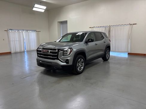 Used 2026 GMC Terrain Elevation FWD image 4