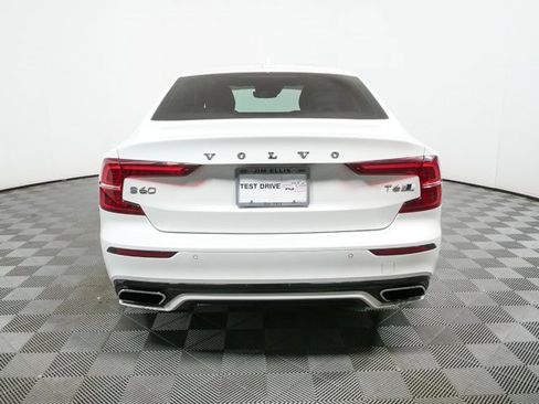 Used 2019 Volvo S60 T6 R-Design image 25