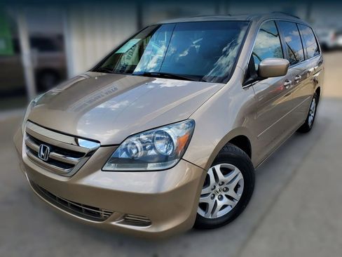 Used 2005 Honda Odyssey EX-L image 2