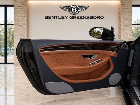 Used 2020 Bentley Continental GT V8 AWD/4WD image 2