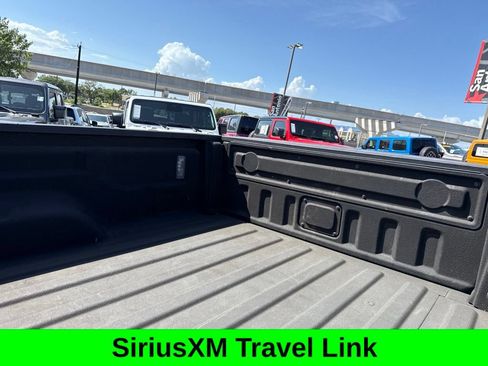Used 2020 Jeep Gladiator Rubicon AWD/4WD image 18