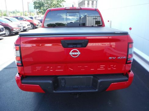 Used 2023 Nissan Frontier SV w/ SV Premium Package AWD/4WD image 12
