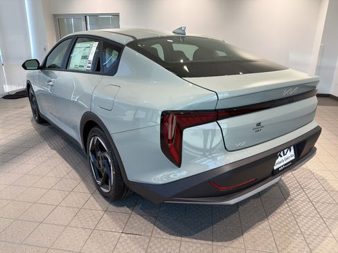New 2026 Kia K4 EX image 3