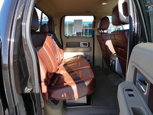 Used 2014 Ford F150 King Ranch w/ King Ranch Luxury Package image 17