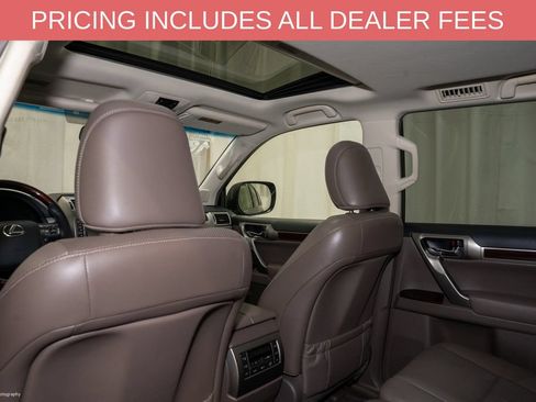 Used 2016 Lexus GX 460 w/ Premium Package AWD/4WD image 9