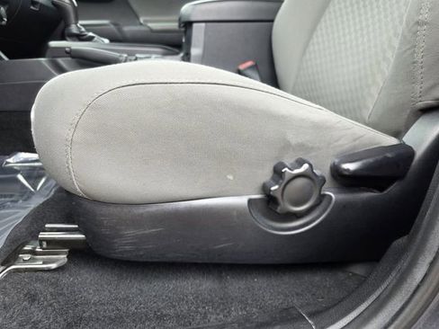 Used 2021 Toyota Tacoma SR w/ SR Convenience Package image 13