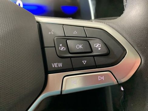 Used 2024 Volkswagen Jetta SE w/ Panoramic Sunroof Package FWD image 30