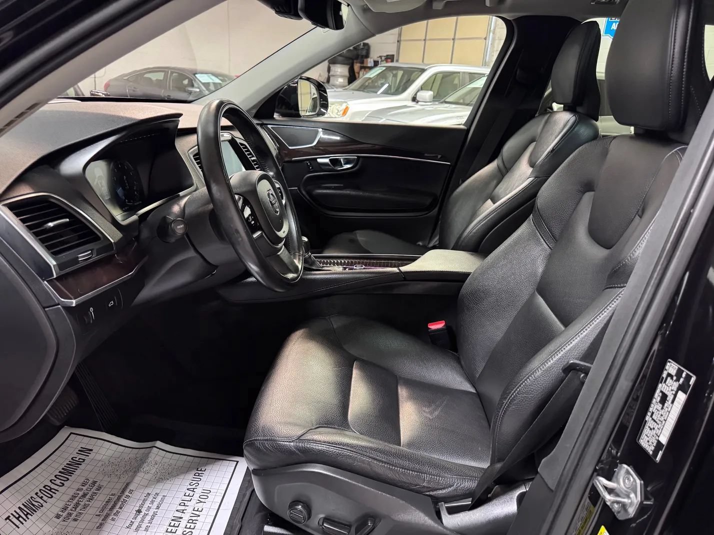 Used 2019 Volvo XC90 T6 Momentum w/ Advanced Package AWD/4WD image 14