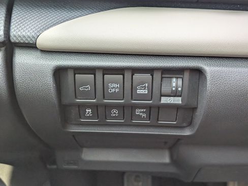 Used 2022 Subaru Forester Limited AWD/4WD image 18