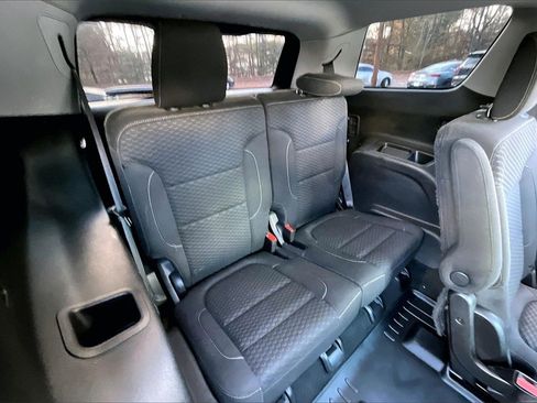 Certified 2019 GMC Acadia SLE image 30