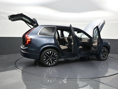 New 2026 Volvo XC90 B6 Plus w/ Protection Package Premier AWD/4WD image 29