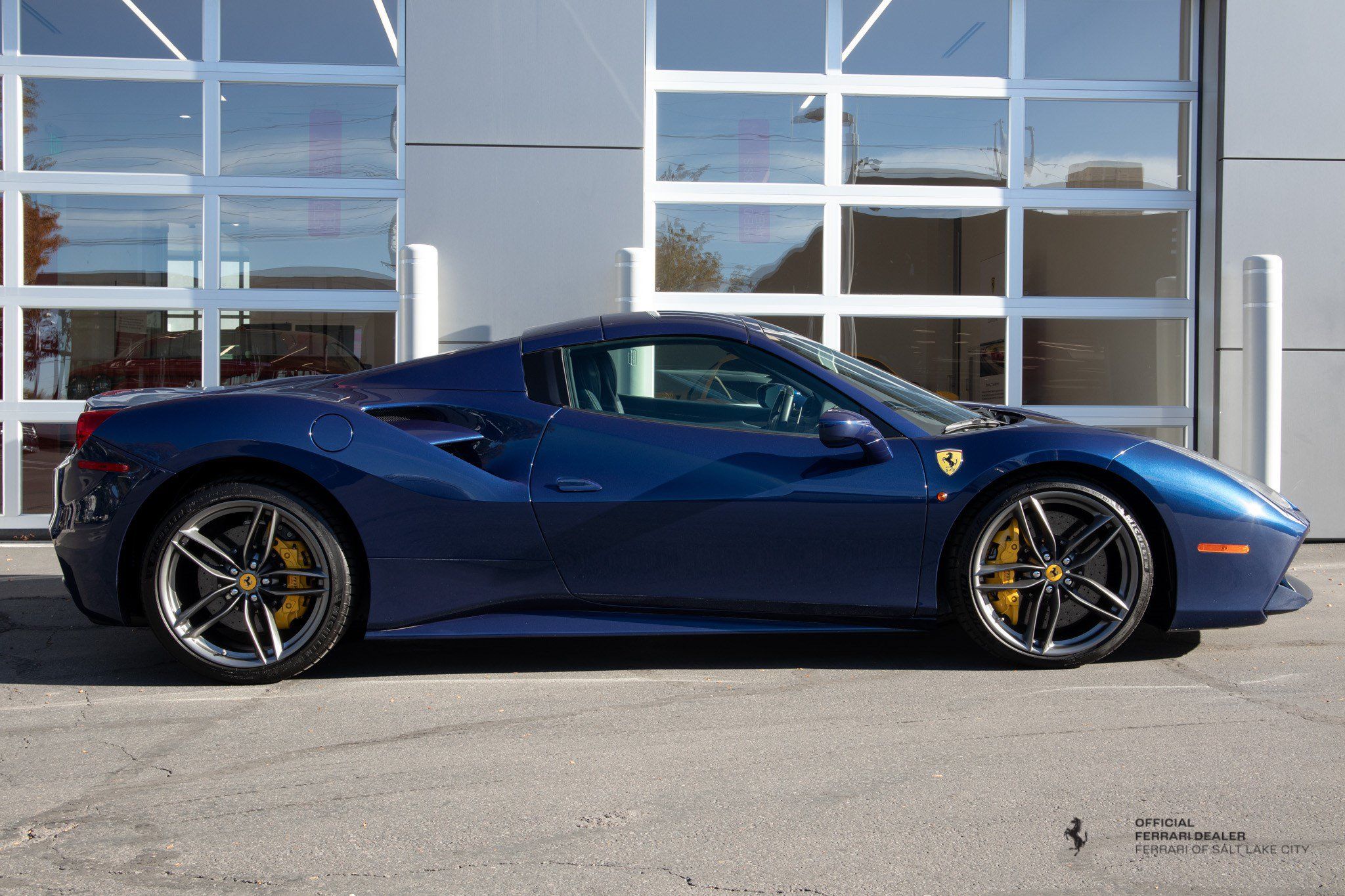 Used 2017 Ferrari 488 Spider RWD image 8