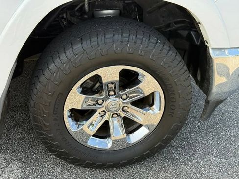 Used 2020 RAM 1500 Laramie AWD/4WD image 10