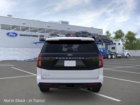 New 2026 Ford Expedition Active RWD image 6