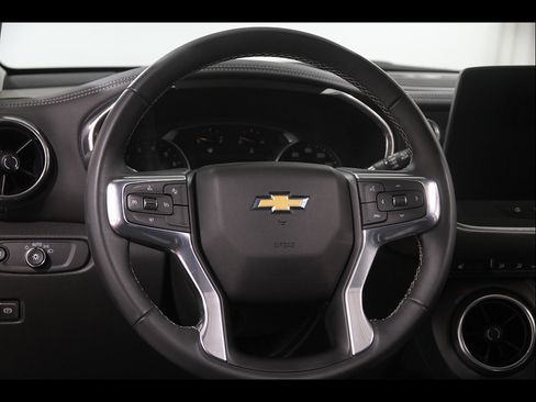 Used 2023 Chevrolet Blazer LT AWD/4WD image 7