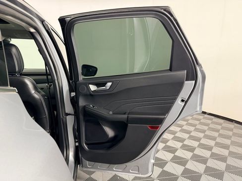 Used 2023 Ford Escape Platinum w/ Premium Technology Package image 31