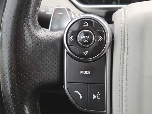 Used 2017 Land Rover Range Rover Sport SVR image 33