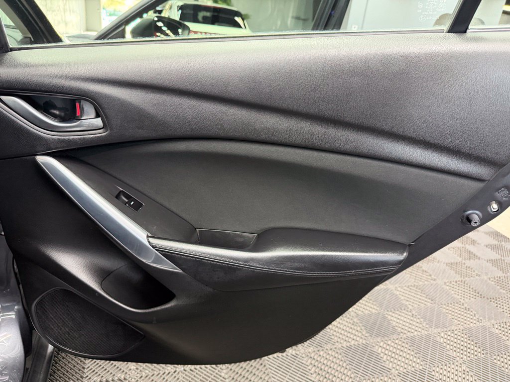 Used 2015 MAZDA MAZDA6 Sport FWD image 47