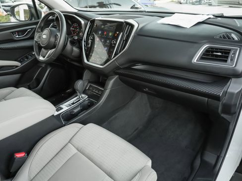 Used 2024 Subaru Ascent Premium w/ Convenience Package image 37