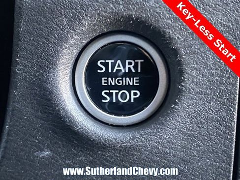 Used 2024 Nissan Frontier SV image 23