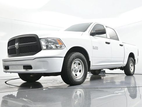 Used 2015 RAM 1500 Tradesman w/ Popular Equipment Group AWD/4WD image 39