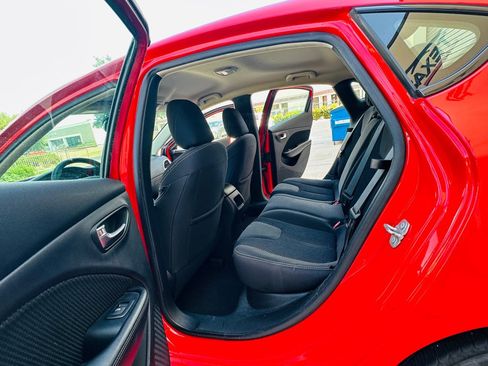 Used 2016 Dodge Dart SXT FWD image 17