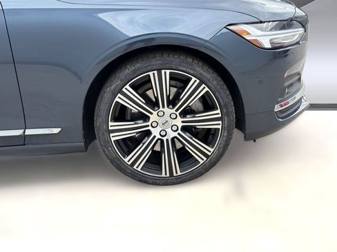 Used 2023 Volvo S90 B6 Ultimate w/ Protection Package Premier AWD/4WD image 12