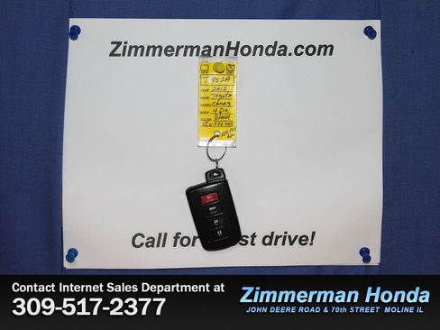 Used 2016 Toyota Camry XLE w/ Moonroof Package FWD image 26