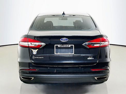 Used 2020 Ford Fusion SE AWD/4WD image 6