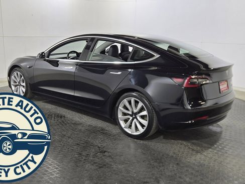 Used 2018 Tesla Model 3 Long Range image 6