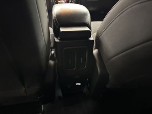 Used 2019 Jeep Compass Sport image 7