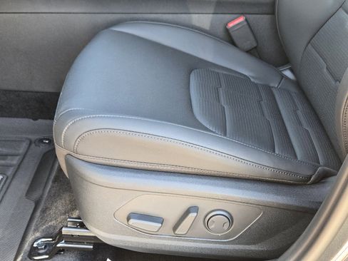 New 2026 Kia Sportage SX Prestige image 17