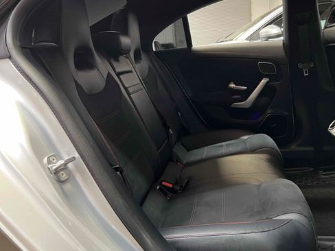 Used 2023 Mercedes-Benz CLA 250 4MATIC image 40