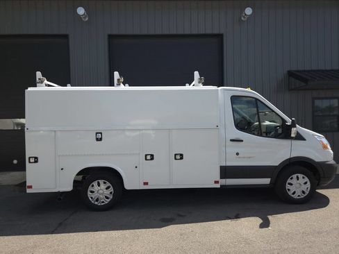 Used 2017 Ford Transit 350 138 w/ Interior Upgrade Package RWD image 5