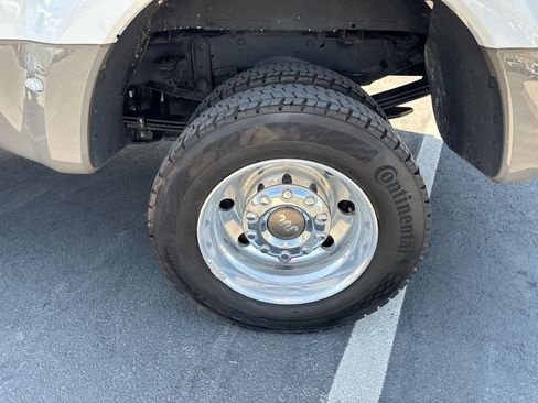 Certified 2026 Ford F450 King Ranch w/ FX4 Off-Road Package AWD/4WD image 11