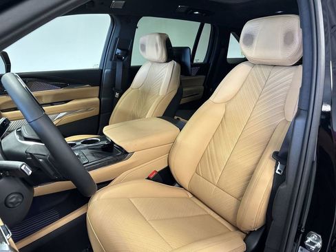 New 2025 Cadillac Escalade IQ Luxury 2 image 28