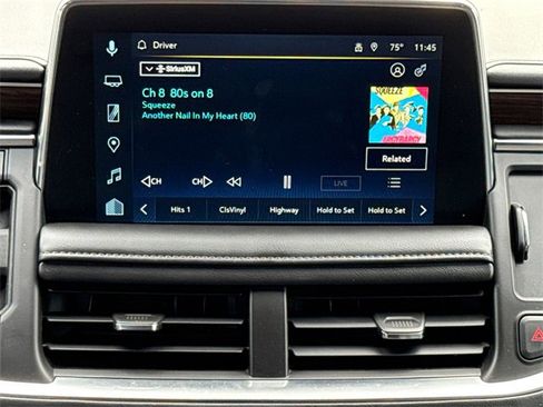 Used 2022 Chevrolet Suburban High Country image 13