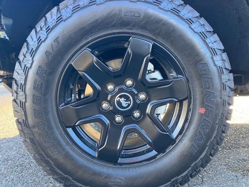 New 2025 Ford Bronco Big Bend w/ Black Diamond Package image 25