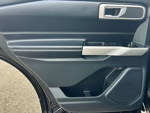 Certified 2023 Ford Explorer XLT w/ Equipment Group 202A AWD/4WD image 15