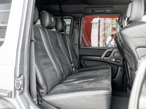 Used 2018 Mercedes-Benz G 550 Squared image 30